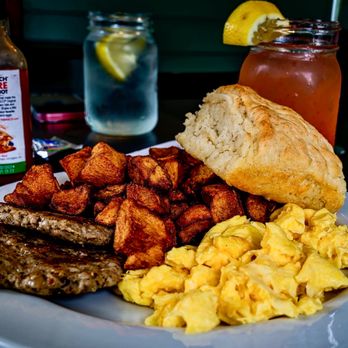 Mama’s Boy signature dishes Mill Town Breakfast, Cinnamon Rolls, Biscuits with Gravy, Shrimp and Grits, Georgia Peach French Toast